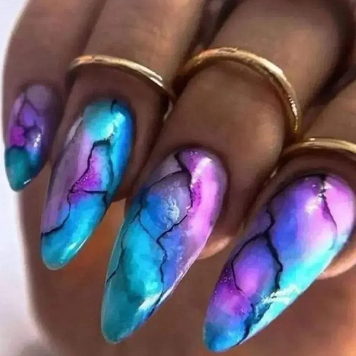 24Pcs False Full Cover Press on Nail Tips Purple Heart Almond with Glue