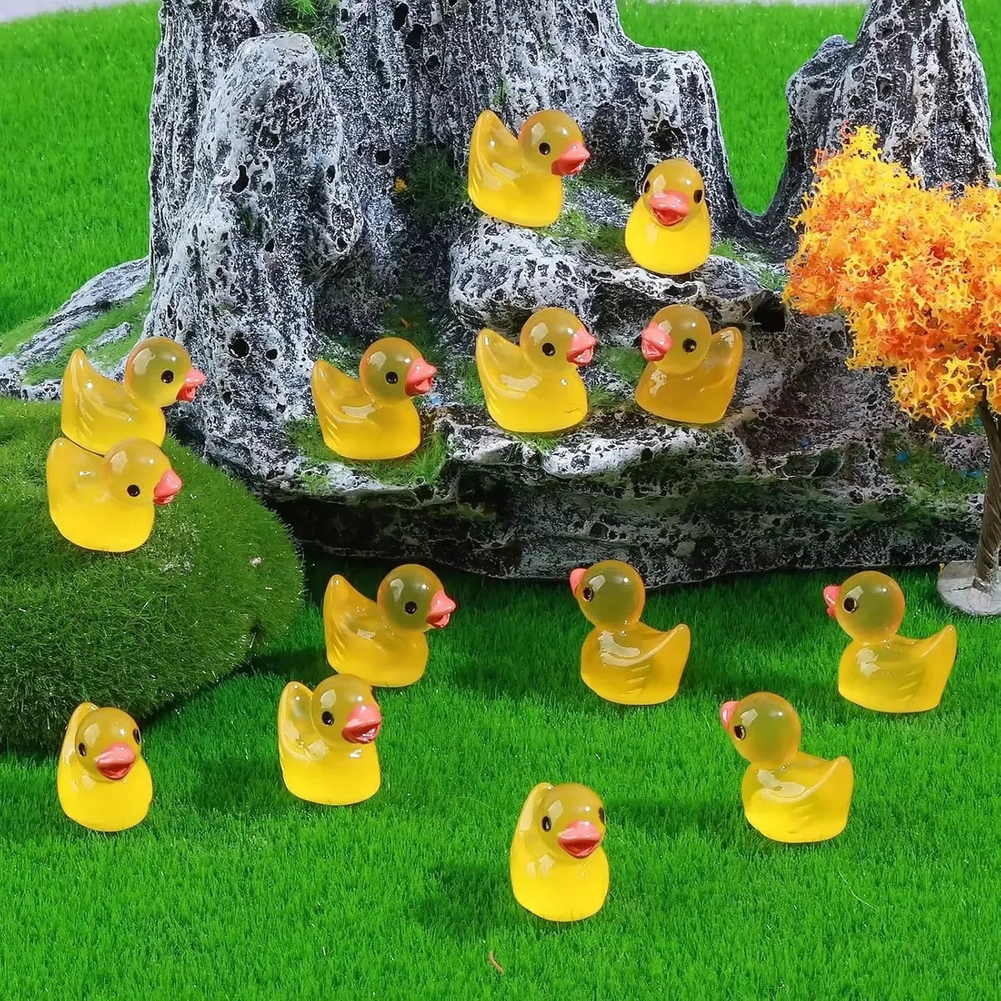50pc Glow-in-the-Dark Mini Resin Flamingo Duck Figurines Resin Animal Statues for Garden Decor for Halloween & Christmas Gifts