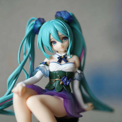 Cute Plastic London Girl / Gorjuss‑Style Figure (6.5cm)