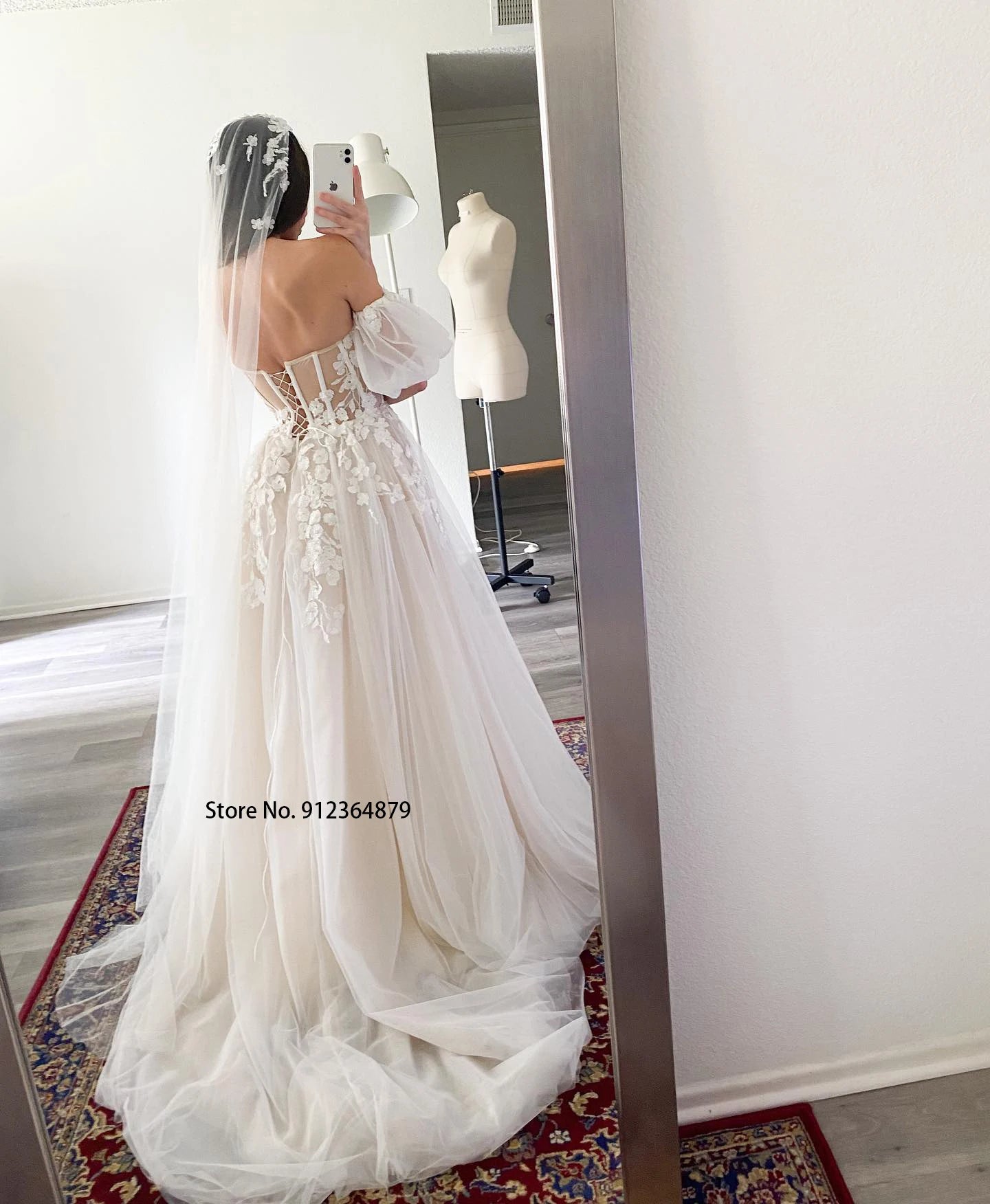 Short Puff Sleeves 3D lace Wedding Dresses Champagne Liner Tulle Appliques Formal Bridal Gowns