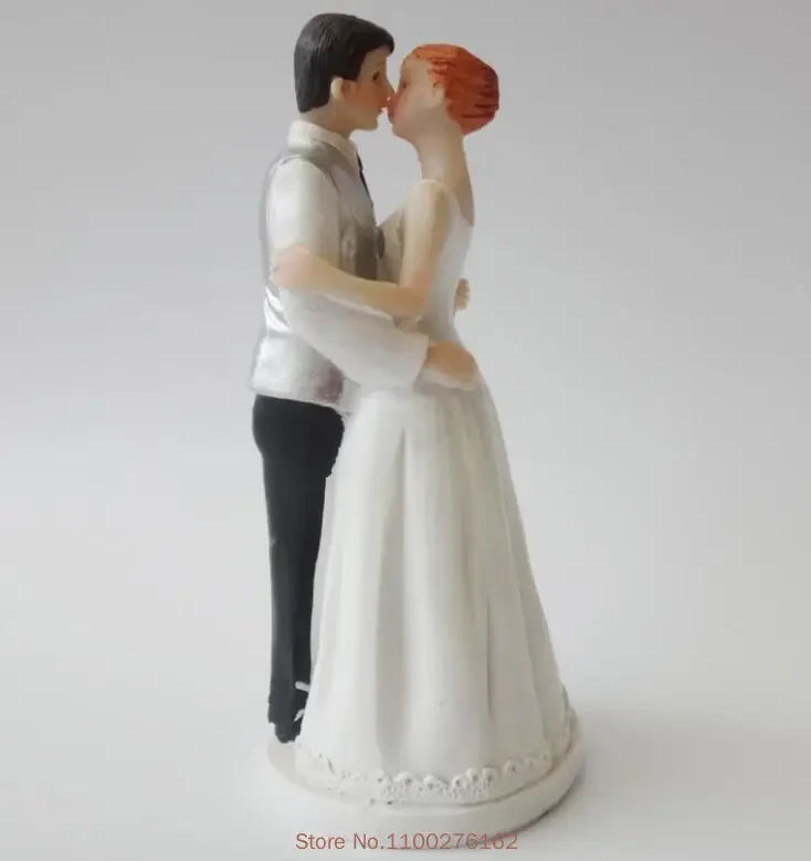 Wedding Couple Resin Cake Figurine