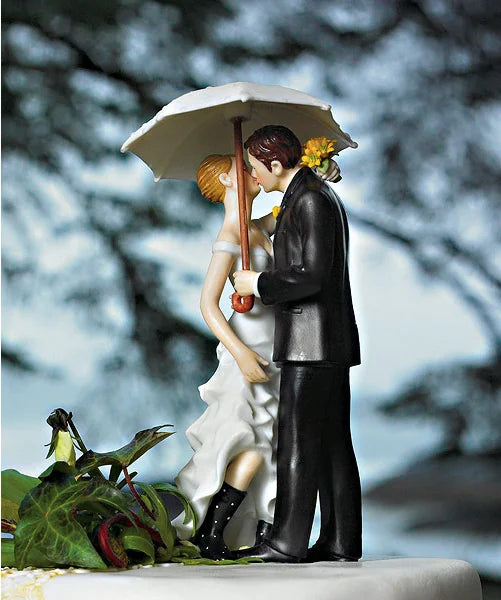 Bride & Groom Wedding Figurine
