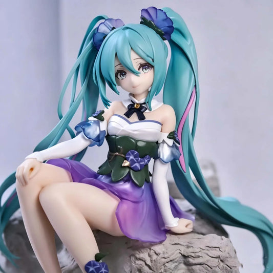 Cute Plastic London Girl / Gorjuss‑Style Figure (6.5cm)