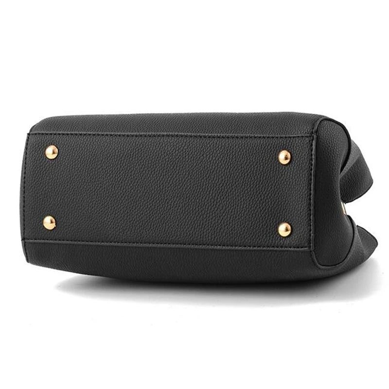 Elegant Messenger Bag – Flower Pendant Shoulder Tote