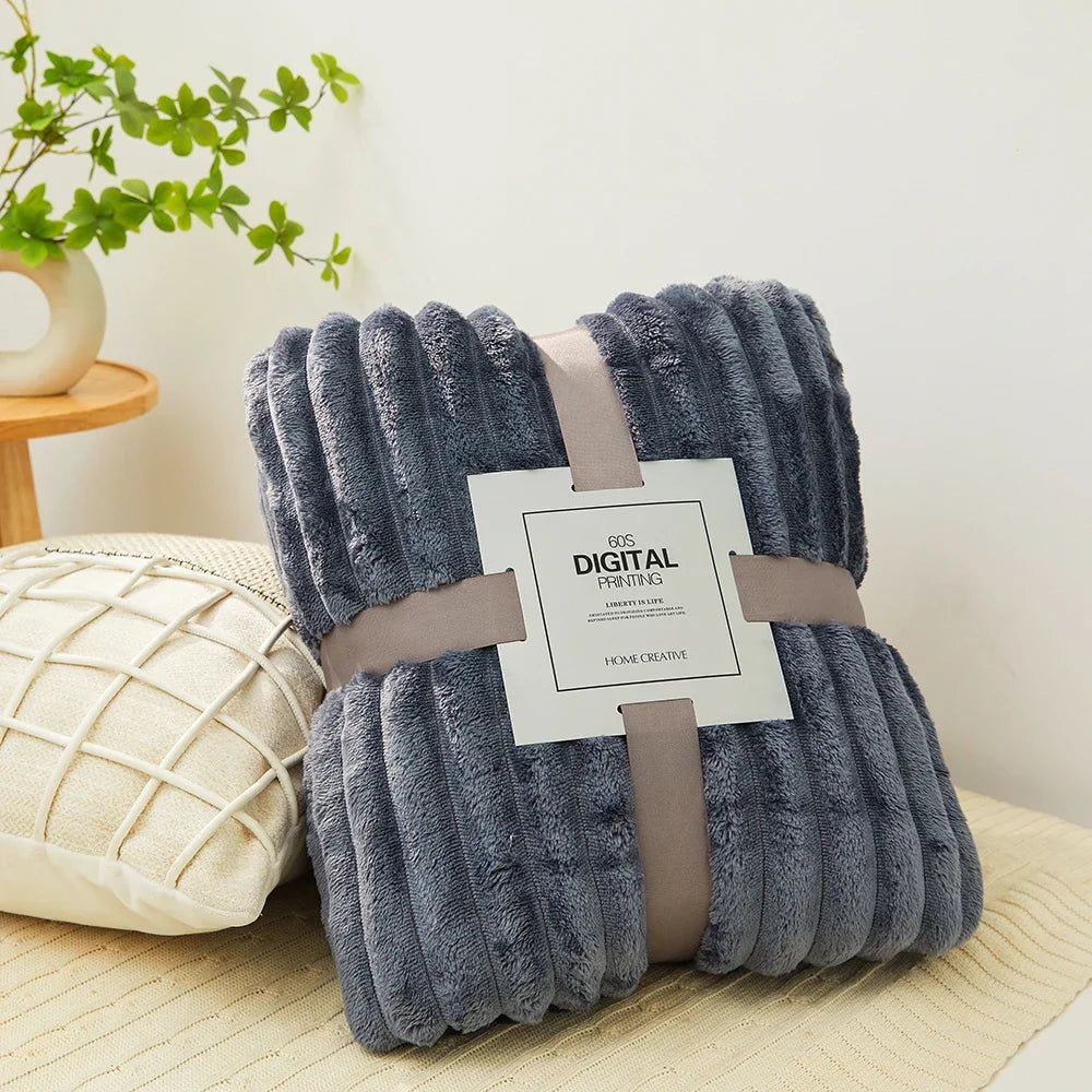 VividTwill 1pc Fluffy Coral Velvet Blanket Air-Conditioned Flannel Plush Comfortable Thickened Warm Soft Throw Blanket Bed Cover