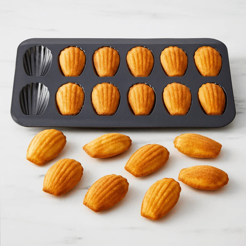 12‑Cavity Nonstick Black Madeleine Baking Tray