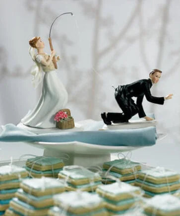 Bride & Groom Wedding Figurine