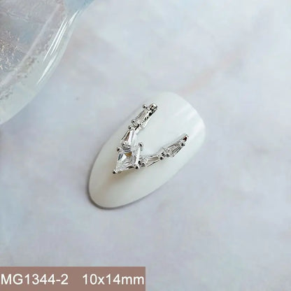 10pcs/lot Luxury No Fading Bow Butterfly Arc Nail Art Parts Zircon Crystal Manicure Nails Accesorios Supplies Decorations Charms