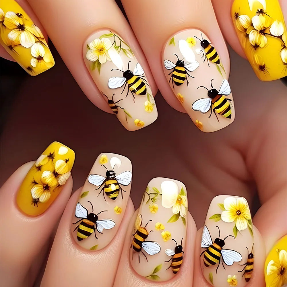 24pcs Gold Stripe Press‑On Nails – Long Square Full Cover Tips