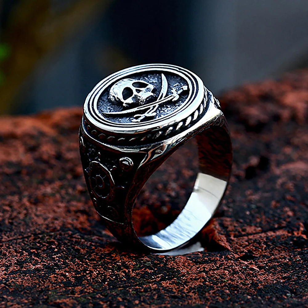 Vintage Unique Double Knife Pirate Skull Ring Gothic Stainless Steel Skull Ring for Men Boys Amulet Jewelry Gift Dropshipping