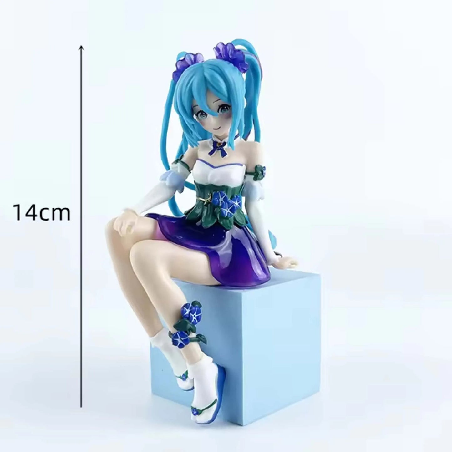 Cute Plastic London Girl / Gorjuss‑Style Figure (6.5cm)