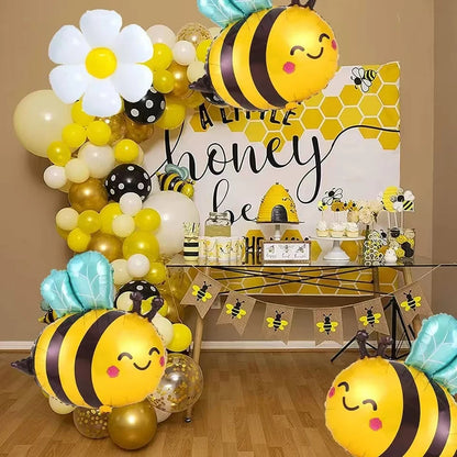 Cute Bee 32‑Inch Gold Number Balloon Garland Set for Kids’ Parties