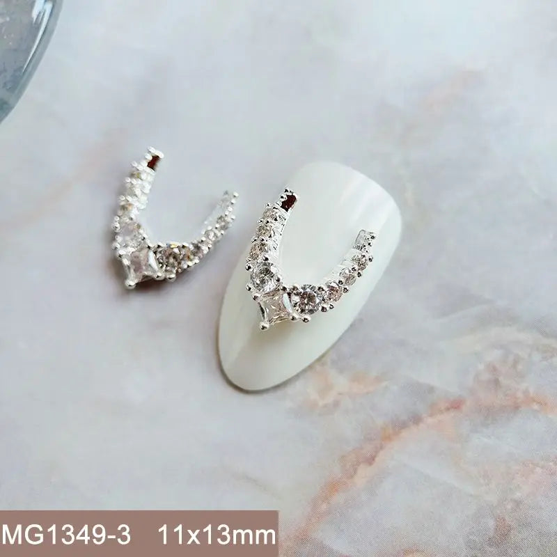 10pcs/lot Luxury No Fading Bow Butterfly Arc Nail Art Parts Zircon Crystal Manicure Nails Accesorios Supplies Decorations Charms