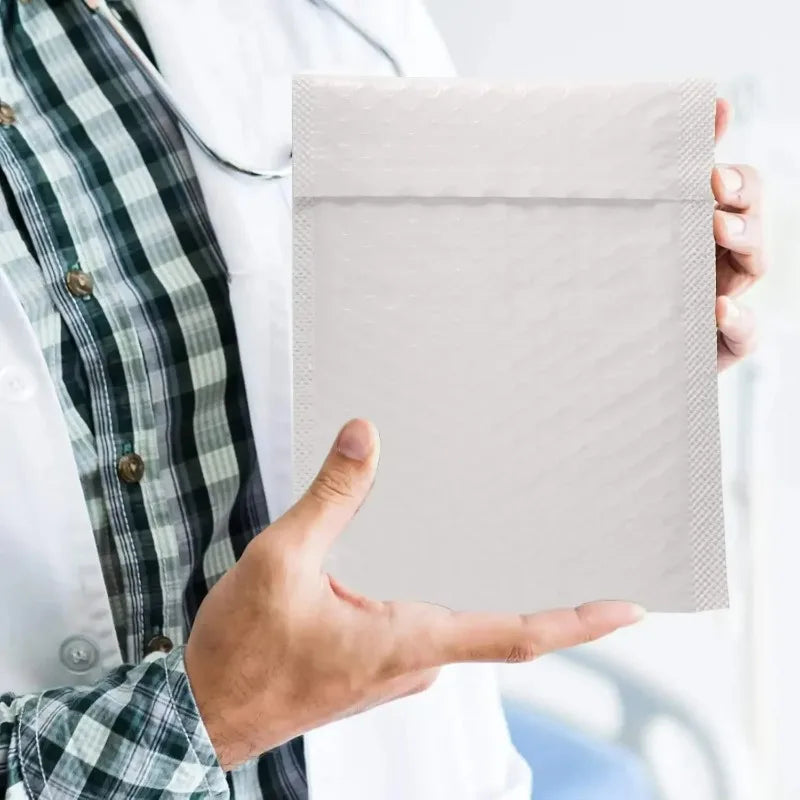 Wholesale Black White Foam Envelope Bags Self Seal Mailers Padded Shipping Envelopes with Bubble Mailing Bags Shipping Packages