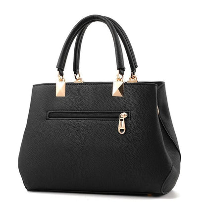 Elegant Messenger Bag – Flower Pendant Shoulder Tote