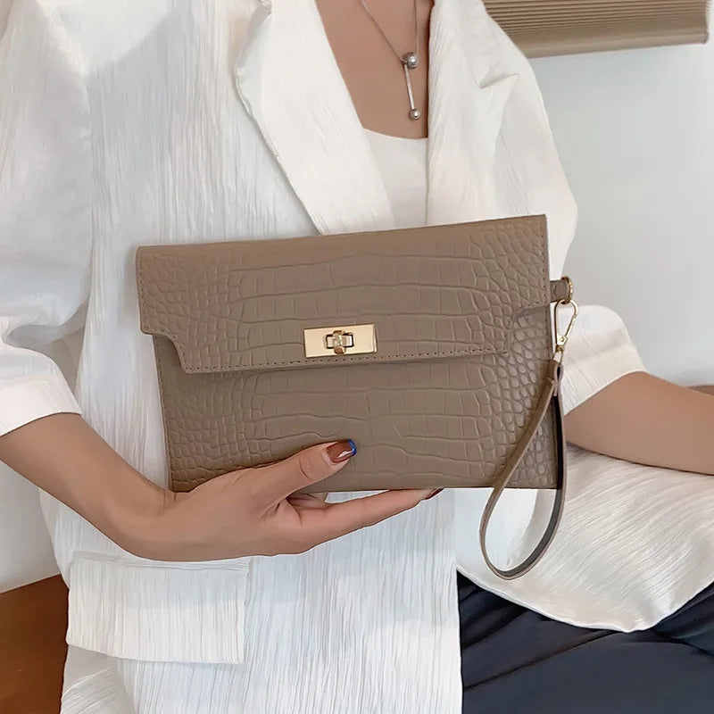 Fashion Women Stone Pattern Handbag And Purse PU Leather Wedding Party Evening Bag Lady Wristlet Clutch Bag Female Envelope Bag