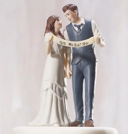 Bride & Groom Wedding Figurine