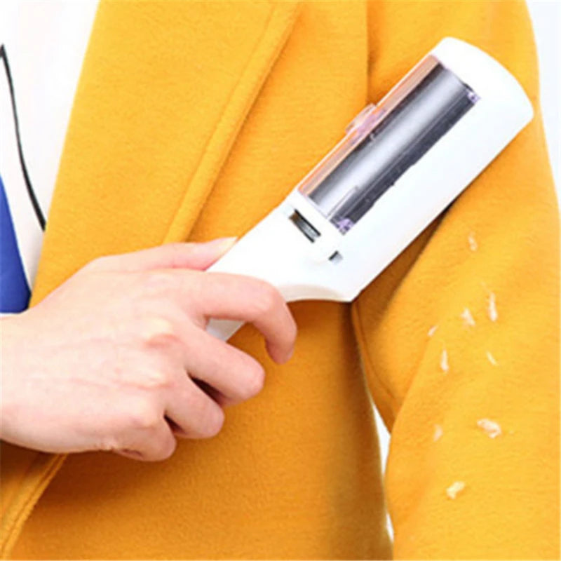 Electrostatic Clothing & Pet Hair Remover Brush: Dust Cleaner and Suction Sweeper for Home, Office, and Travel
